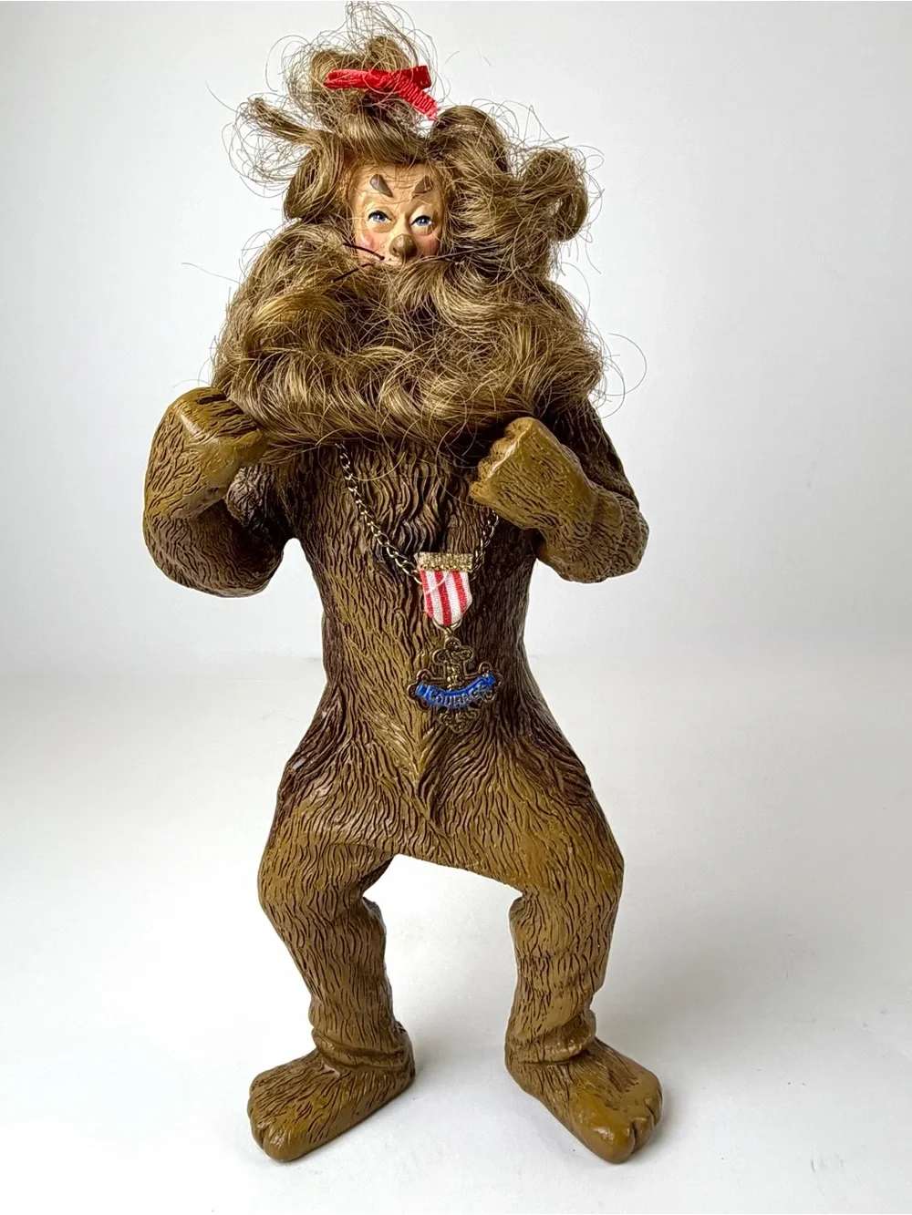 Kurt Adler Wizard of Oz Cowardly Lion Figure 1998 Vintage Courage Medal Lion - Picture 7 of 13